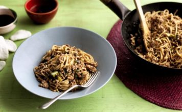 Pork Noodles With Bean Sauce Pork Noodles With Bean Sauce