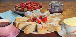 Deconstructed Cream Tea
