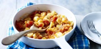 Spicy Tomato Sauce With Gnocchi