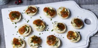 Golden Dough Balls With Cheese And Herbs