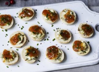 Golden Dough Balls With Cheese And Herbs