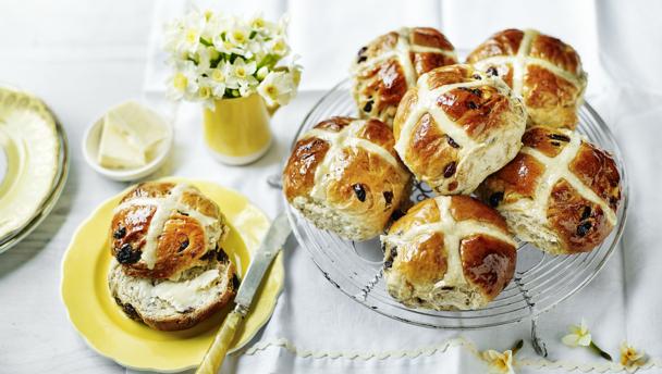 Mary Berry'S Hot Cross Buns Mary Berry'S Hot Cross Buns