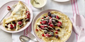Pancakes With Berries And White Chocolate