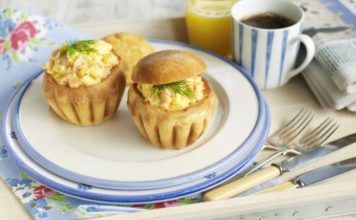 Scrambled Eggs With Smoked Salmon And Brioche Scrambled Eggs With Smoked Salmon And Brioche